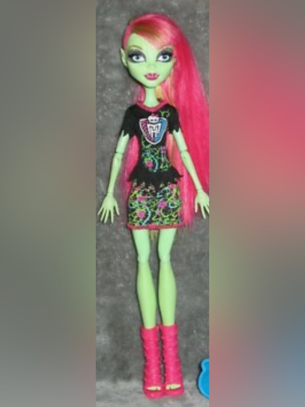 MONSTER HIGH - VENUS MCFLYTRAP - GHOUL SPIRITS - 2013